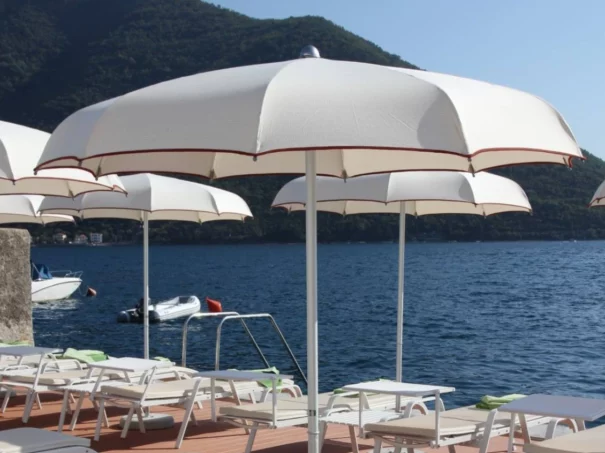 Niko beach top quality sunbeds